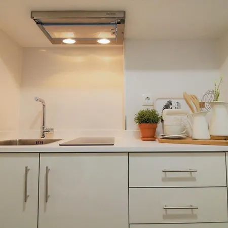 Vintage At Madragoa Typical Neighborhood Appartement *