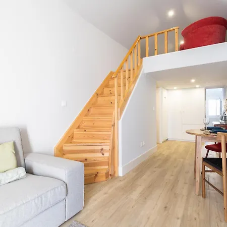 Vintage At Madragoa Typical Neighborhood Appartement Lissabon